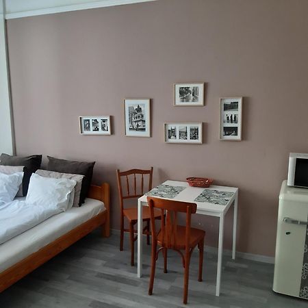 Bpr Deco Relic Studio Budapest Bagian luar foto